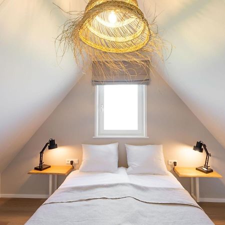Cosy Holiday Home In Oostkapelle With A Garden Eksteriør billede