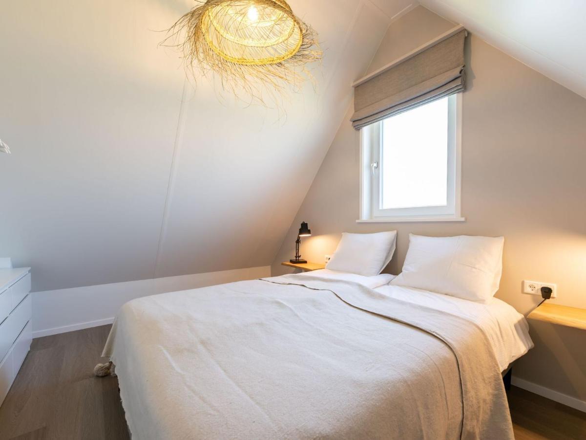 Cosy Holiday Home In Oostkapelle With A Garden Eksteriør billede