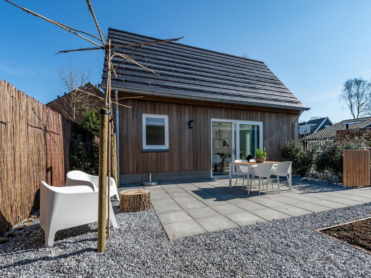 Cosy Holiday Home In Oostkapelle With A Garden Eksteriør billede